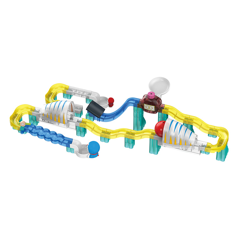 かけ登れ大玉！